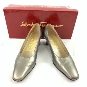 Salvatore Ferragamo Tortura Classic Pumps Shoes
